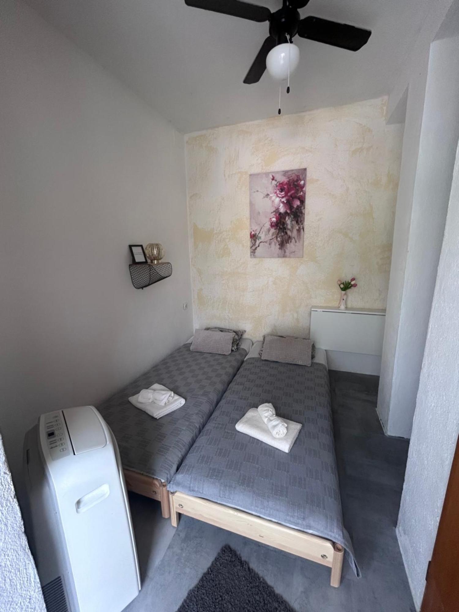Kaštel Štafilić Soba Za Odmor P&E酒店 外观 照片